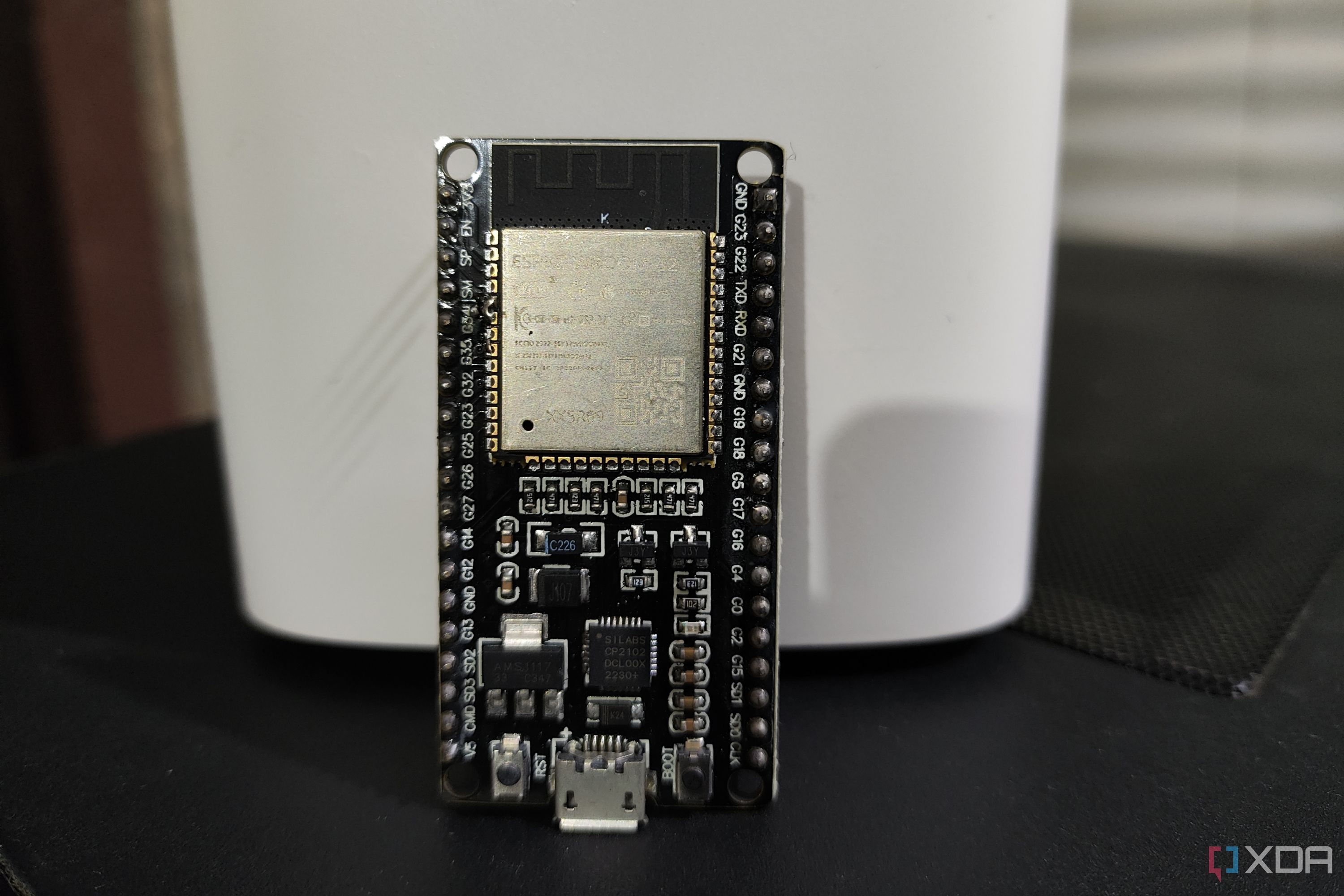 A Beginner S Guide To Programming An ESP32 Microcontroller