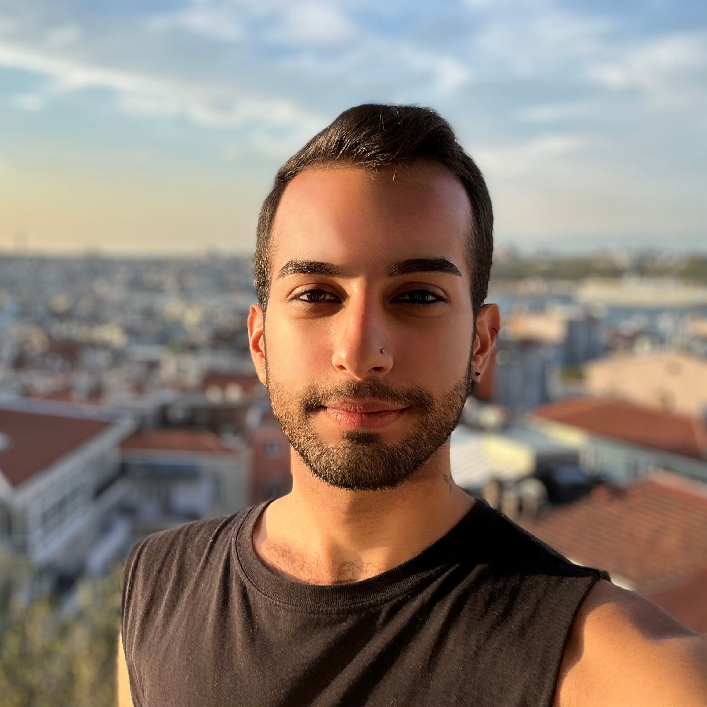 Mahmoud Itani-Apple Editor