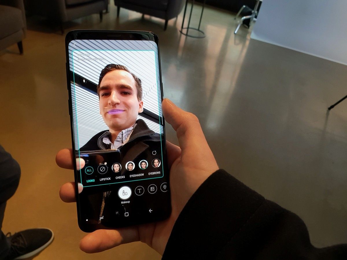 Samsung Galaxy S9 and S9+ Hands On: More of the same, but with a bit ...
