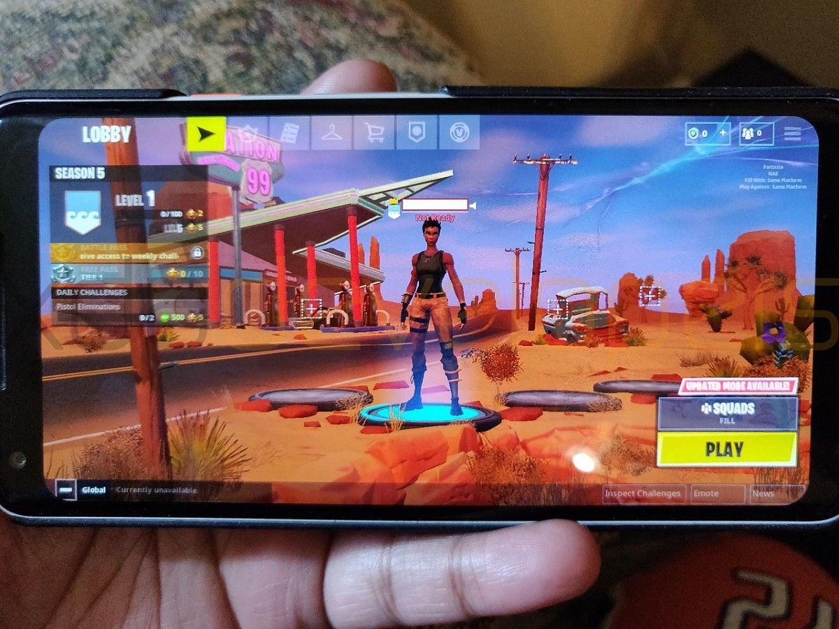 Fortnite Mobile on Android gameplay Samsung Galaxy Note 9