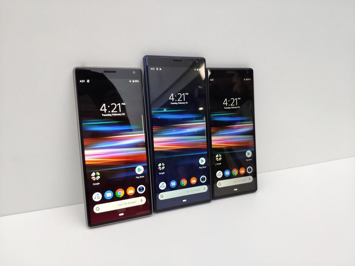 Download the live wallpaper from the Sony Xperia 1