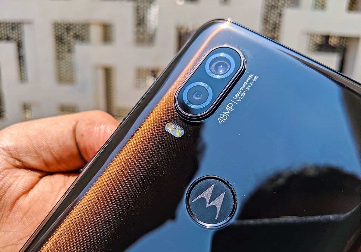 Motorola moto one vision hands on review impressions