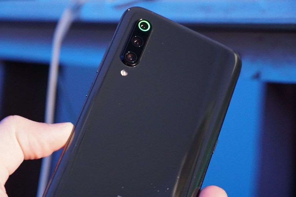 Xiaomi Mi 9 Review - A contender for the Best Value Flagship Smartphone