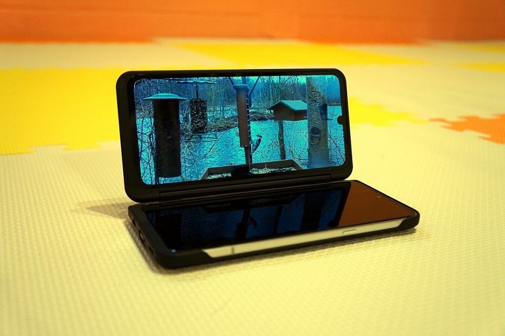 LG V60 ThinQ with Dual Screen Review - So Close to Greatness LG V60 ThinQ with Dual Screen Review - So Close to Greatness