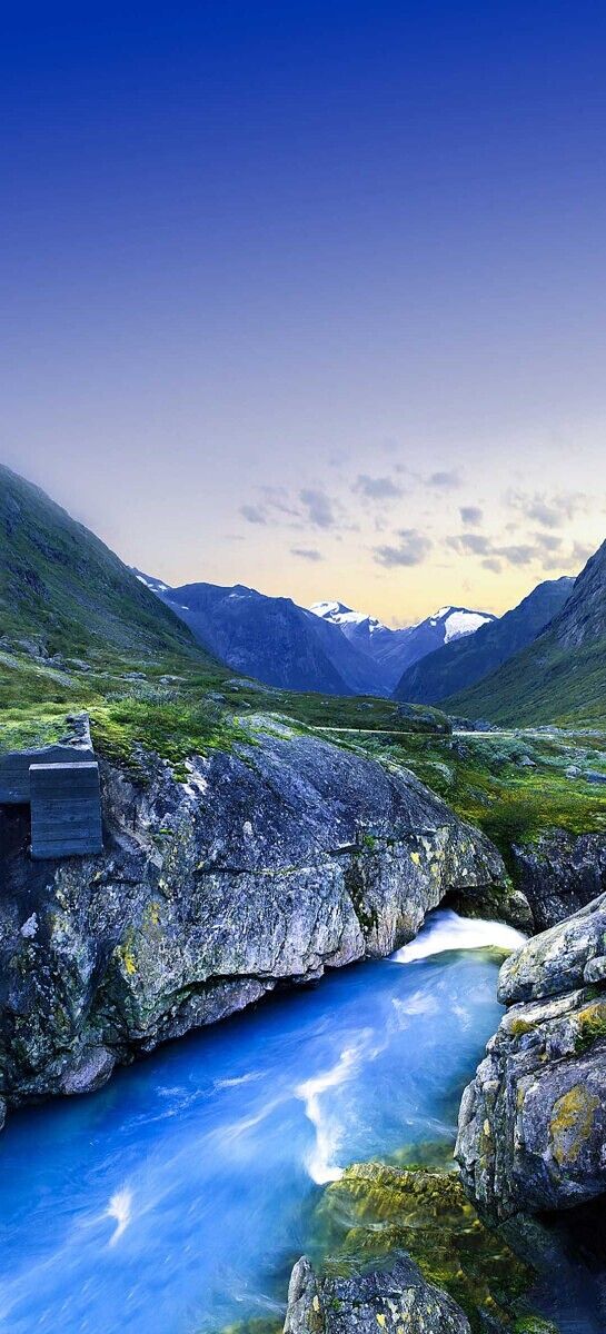 Download the Vivo X50 Pro's wallpapers and live wallpapers