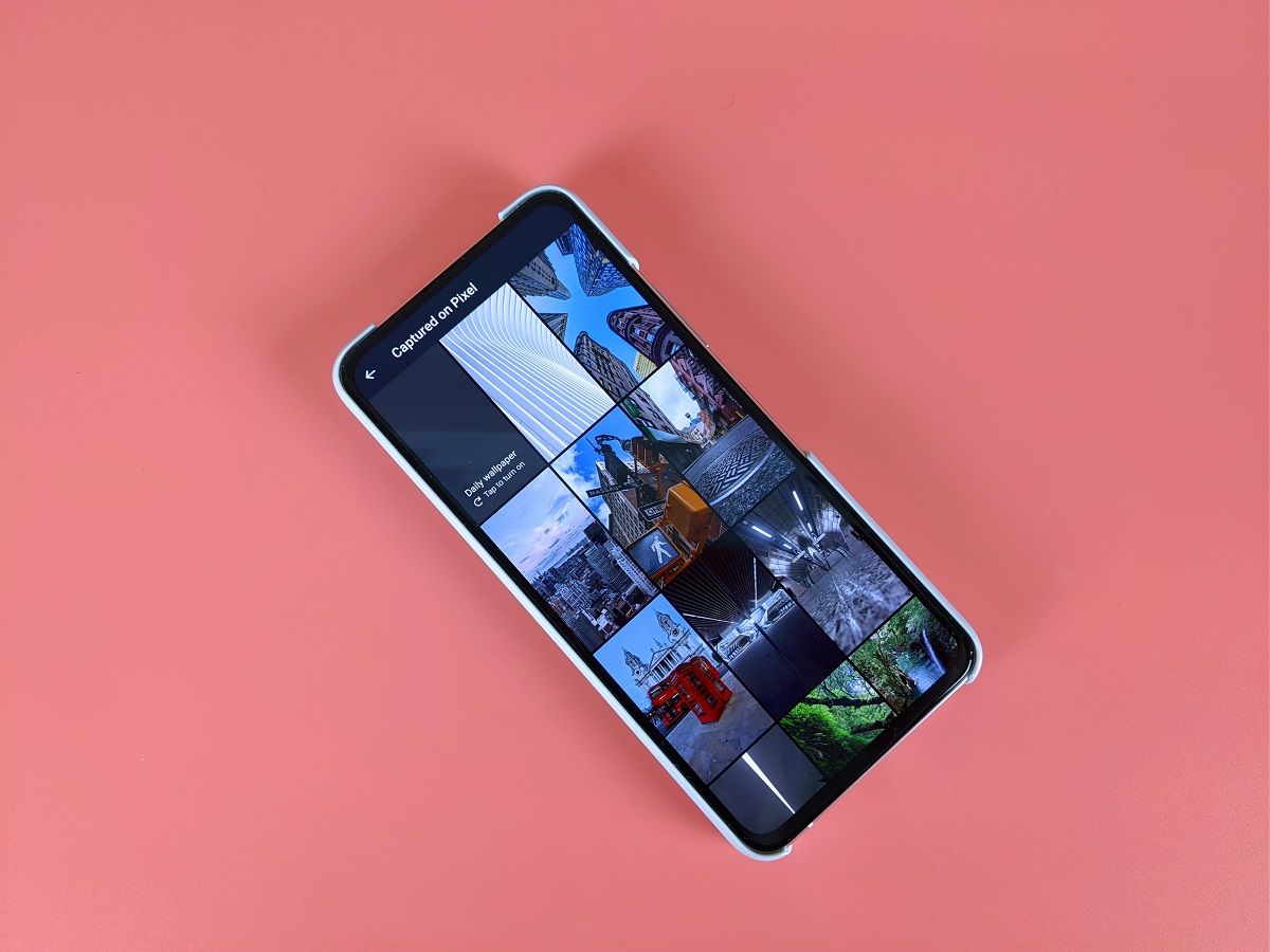Here are all the wallpapers you can download from the Google Pixel 5