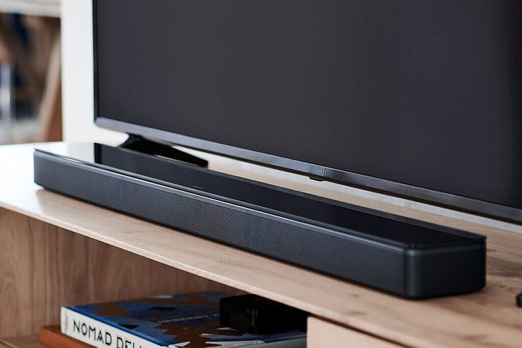 Саундбар форум. Soundbar Bose 700 комплектация. Кронштейн для саундбара LG. Bose Soundbar 500 foto sale self. Bose Soundbar 900 реальные фото.