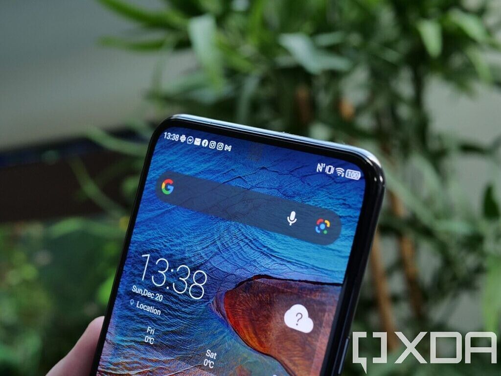 THe front of the ZTE Axon 20 5G