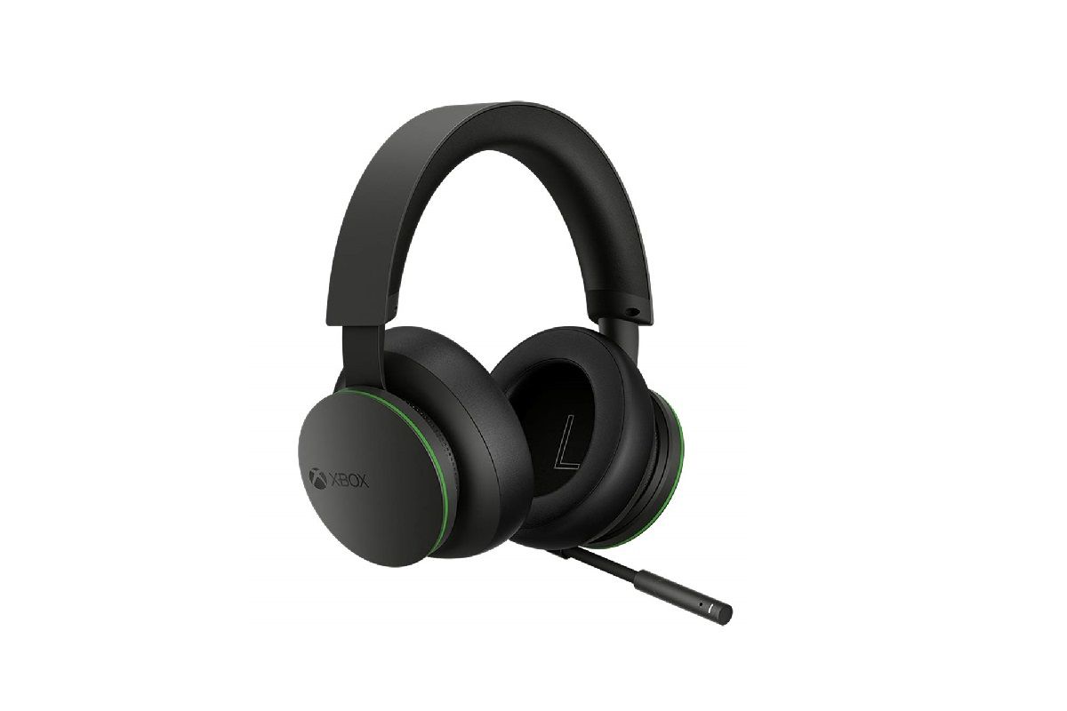 The new Xbox Wireless Headset is compatibale with all Xbox consoles and also supports Bluetooth connectivity. It features Windows Sonic, Dolby Atmos, and DTS Headphone X and a 15-hour battery life.