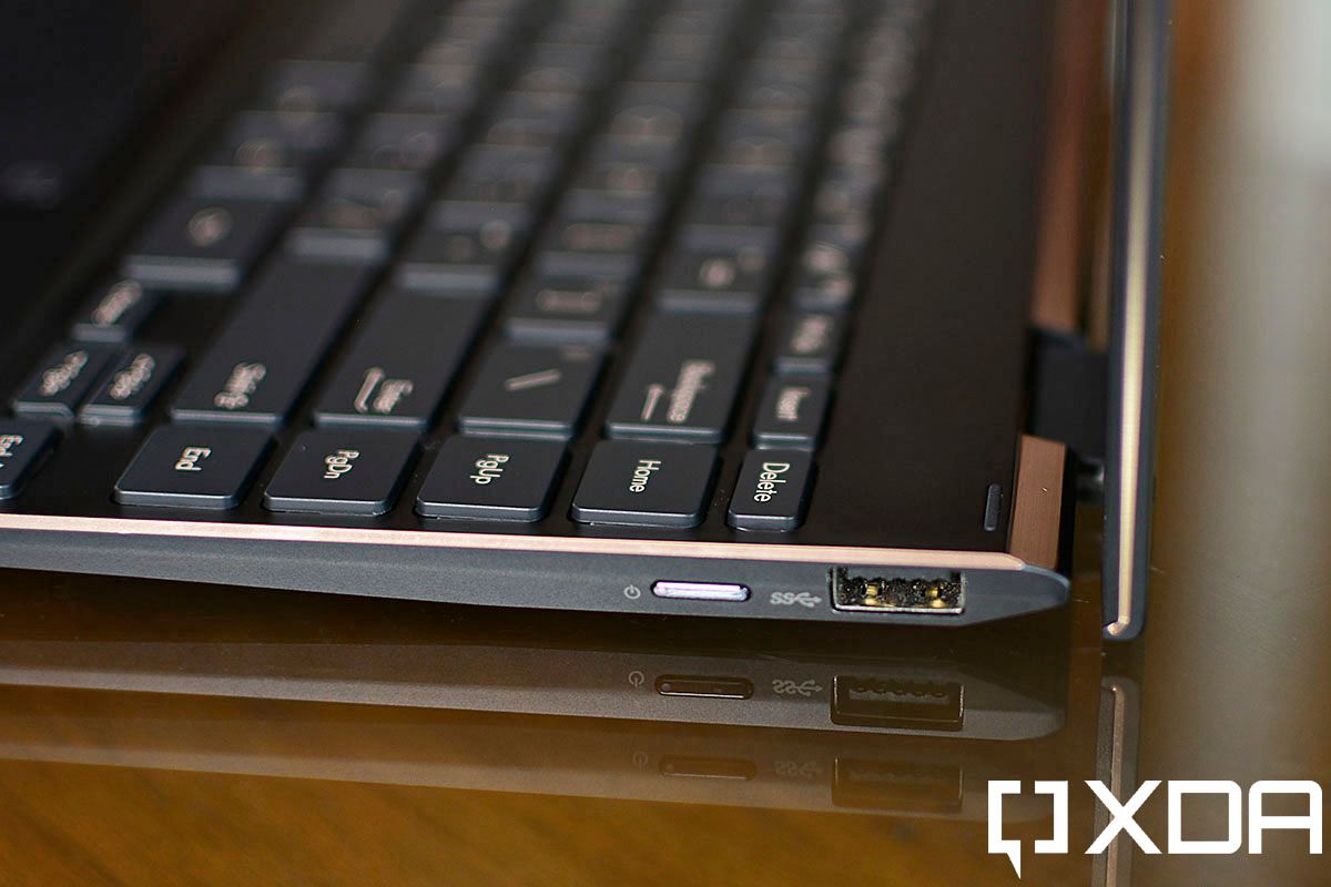 ASUS ZenBook Flip S Review: Great looks with minor ASUS ZenBook Flip S Review: Great looks with minor