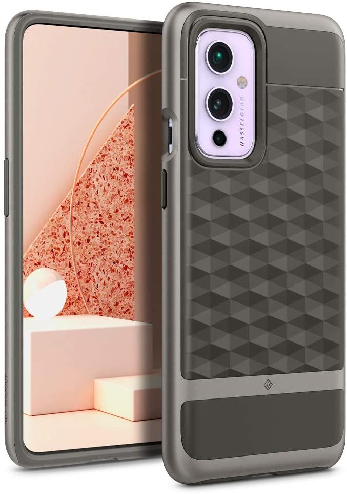 If you’re in a mood to try out something bold, the Caseology Parallax is definitely worth a look. Its tactile 3D design stands out from the crowd and you can pick between two stylish colors: Ash Grey and Midnight Blue. The dual-layered case is made out of hard polycarbonate and soft TPU and is drop-test certified.