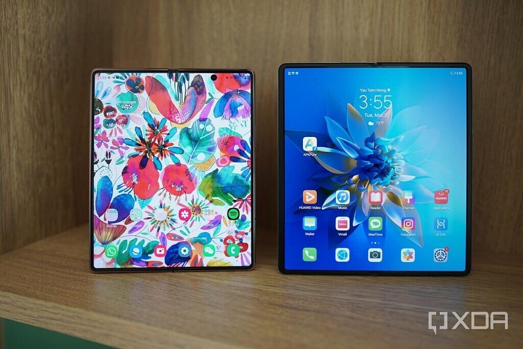 The Samsung Galaxy Z Fold 2 (left) and the Huawei Mate X2