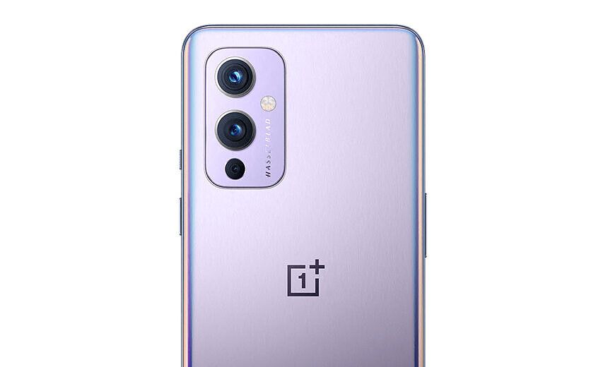 The vanilla OnePlus 9 is for those who want flagship performance but don't want to pay top dollar. It offers a 6.5 inch 120Hz AMOLED display, a triple-camera setup tuned by Hasselblad, and the Snapdragon 888 SoC.