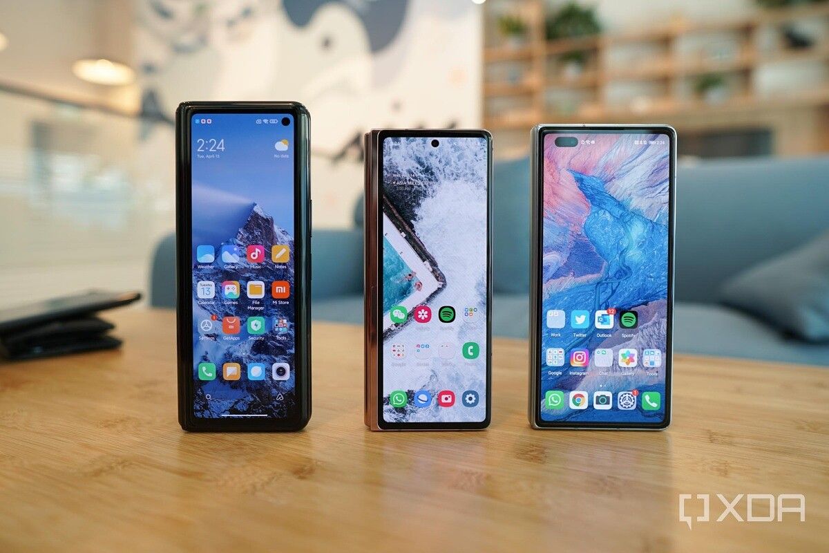 The three foldables phones from Xiaomi, Samsung and Huawei