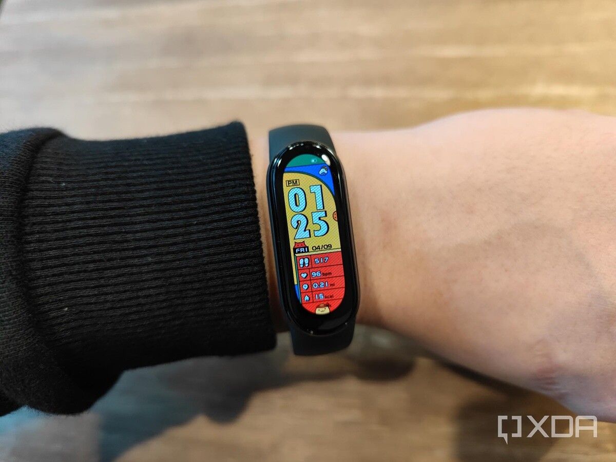 The Xiaomi Mi Band 6 with its new larger 1.56-inch AMOLED screen.