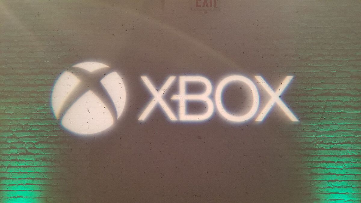 Xbox text on green and black background