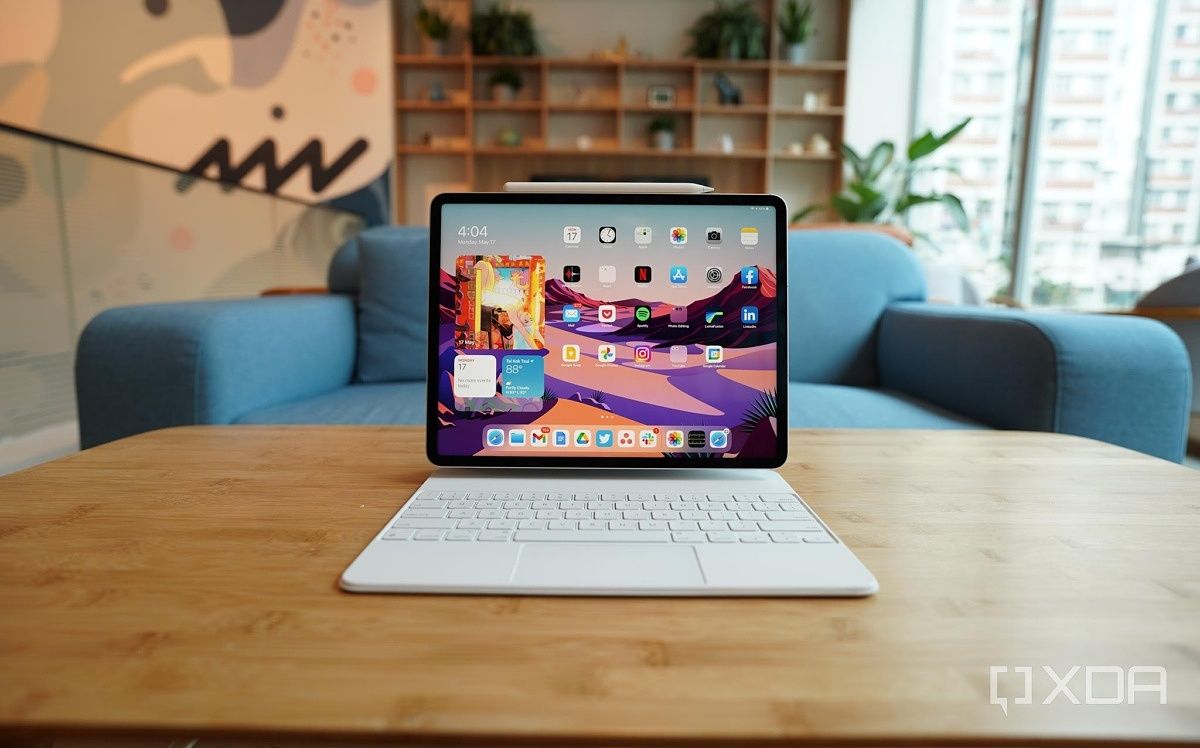 iPad Pro Review: Apple's M1 chip is too powerful for “just” an iPad