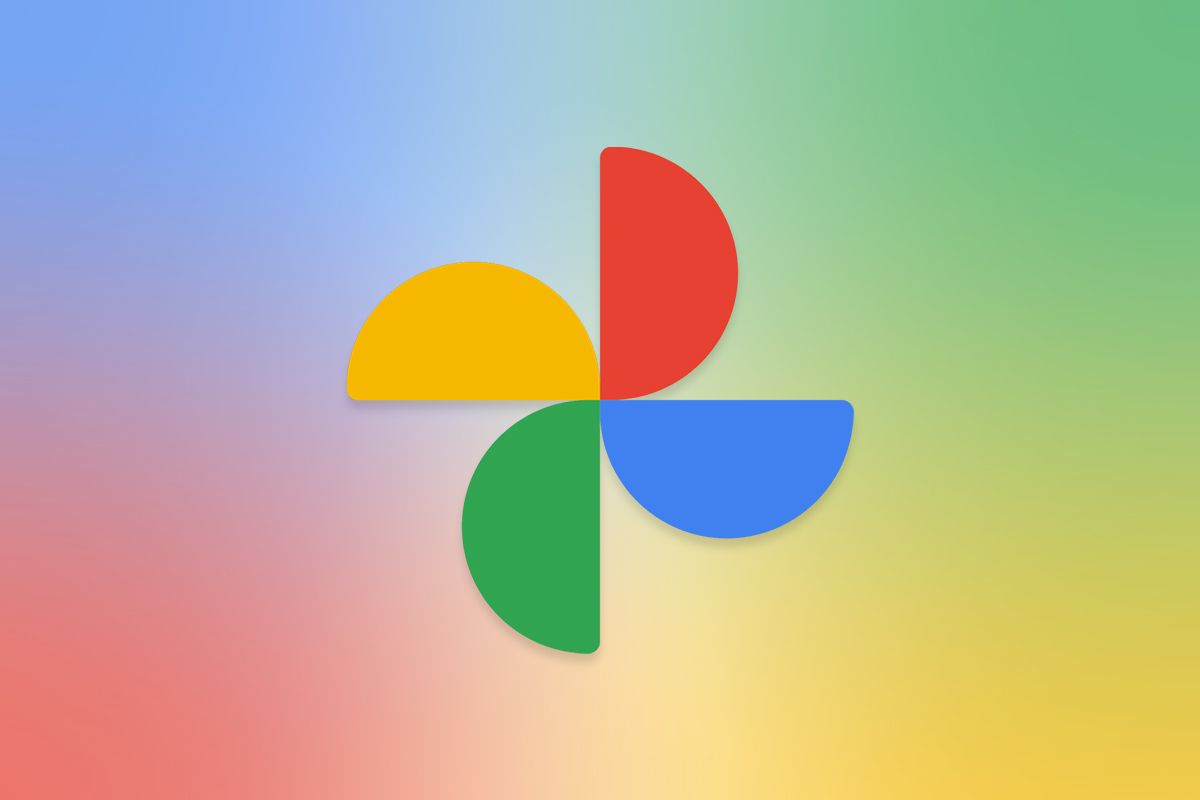 Google Photos logo on gradient background with Google colors