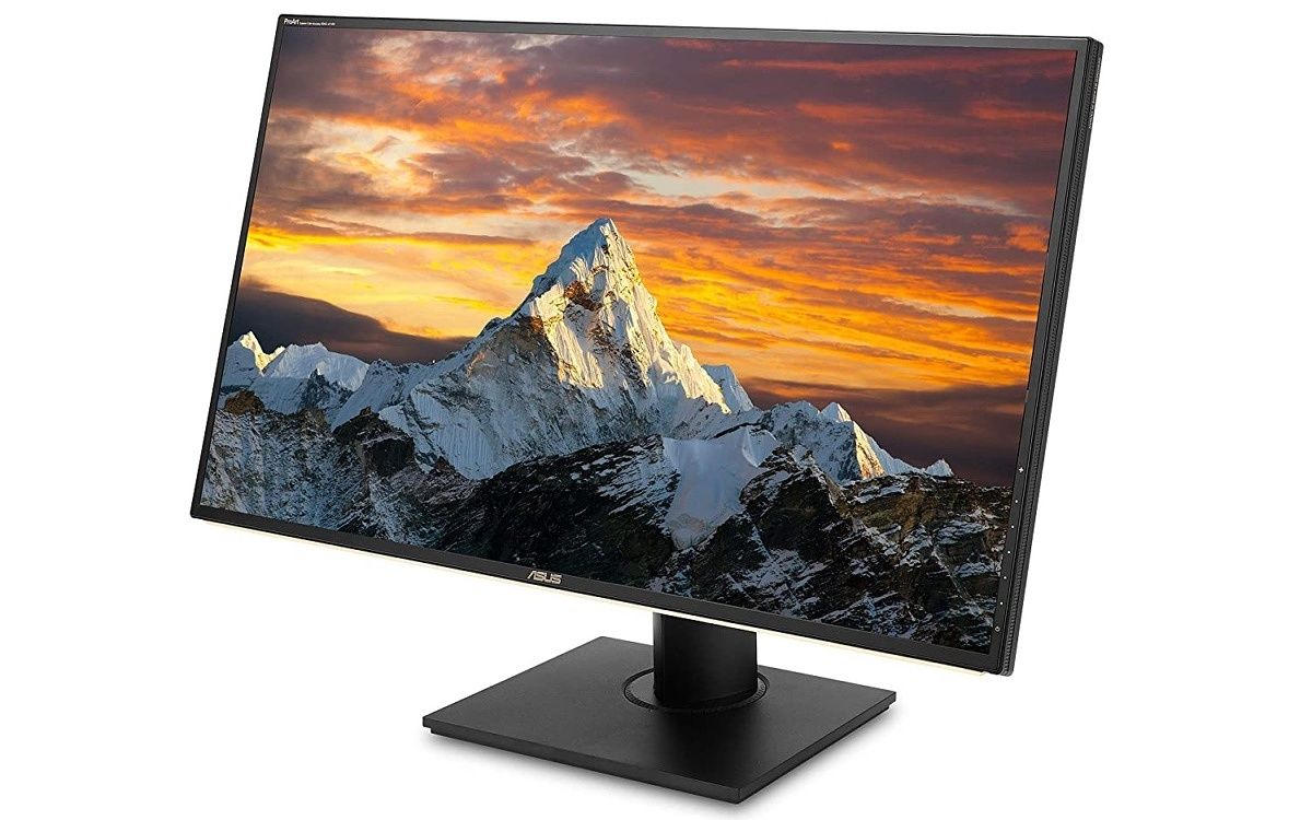 If color accuracy and image quality are everything to you, the 100% coverage of Adobe RGB, sRGB, and Rec. 709 on this monitor are probably pretty enticing already. Add in 4K resolution and VESA DisplayHDR 600, and you can't ask for much more.