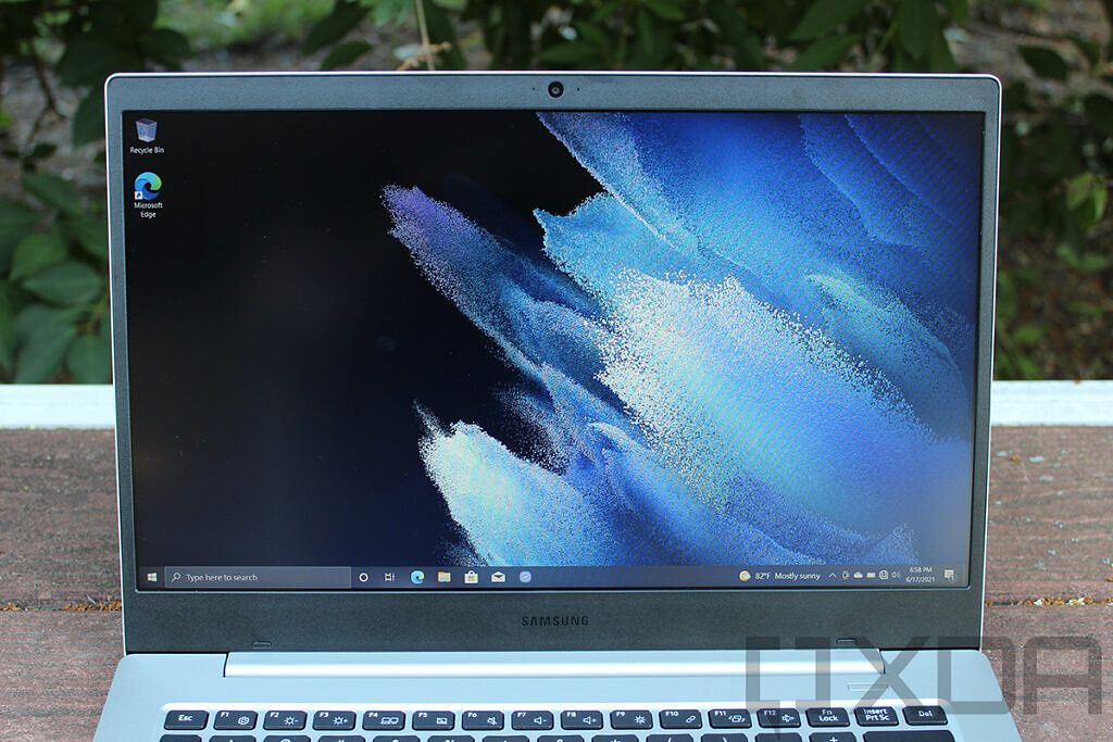 Vista frontal de la pantalla del Samsung Galaxy Book Go