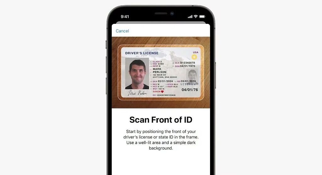 Scanning an ID into the Apple Wallet on iOS 15