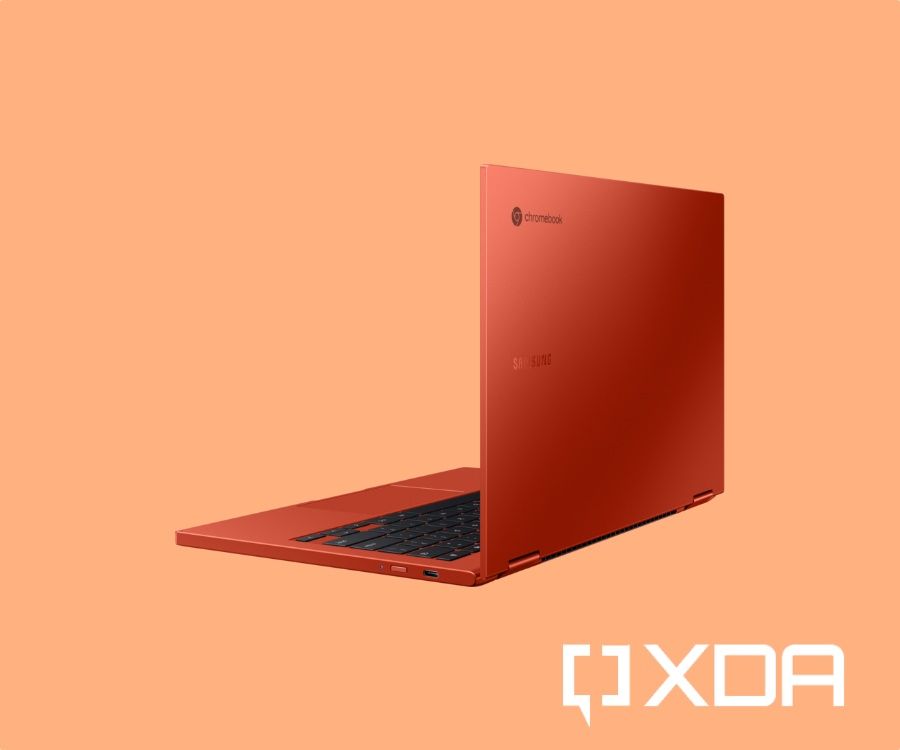 Samsung Galaxy Chromebook 2 en color rojo