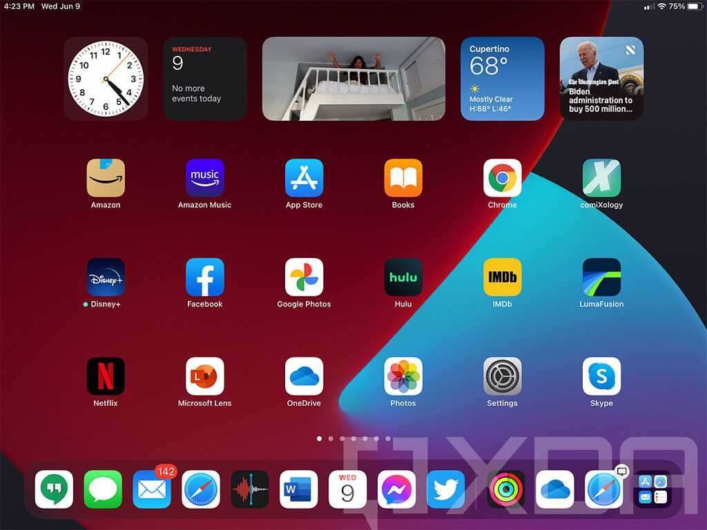 iPadOS home screen with new widgets