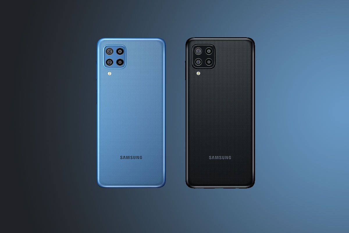 Samsung Galaxy F22 in blue and black on gradient background