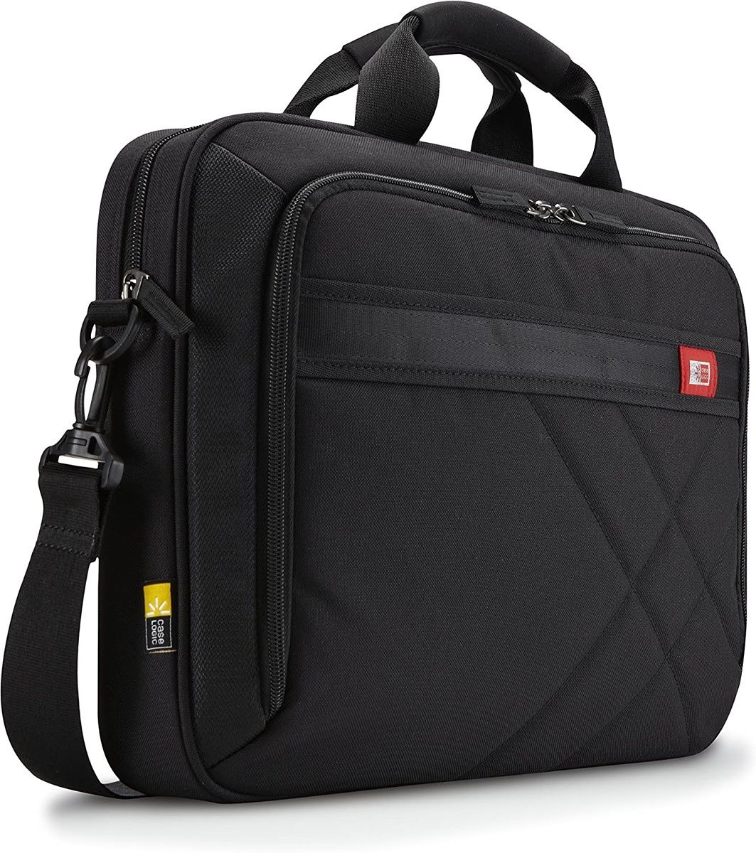 A messenger case for your XPS 17 that offers plenty of space to carry additional accessories including the charger, hard drives, cables, etc. It even has space to fit a 10 inch tablet alongside the laptop.