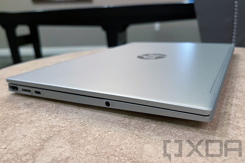 Side view of HP Pavilion Aero 13 showing chamfered front