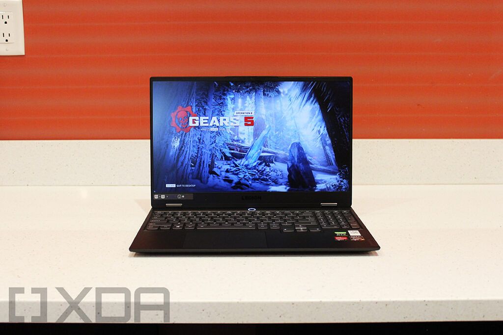 Front view of Lenovo Legion Slim 7 showing Gears 5