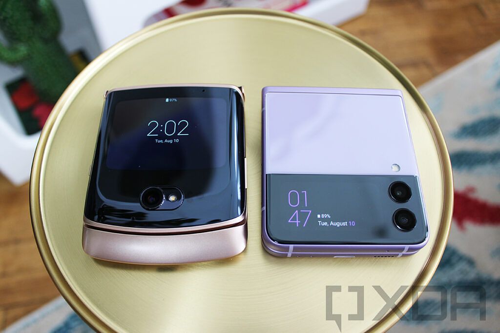 Motorola RAZR 5G and Galaxy Z Flip 3 folded with outside displays on