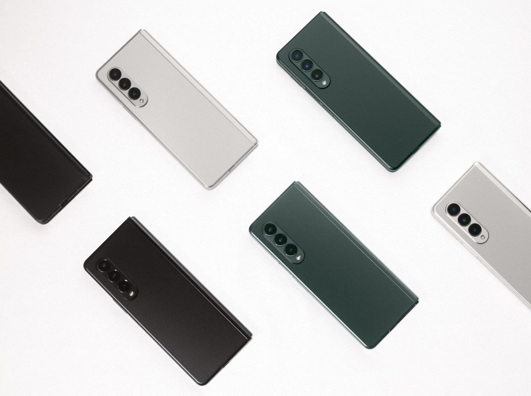 Samsung Galaxy Z Fold 3 colors: Green, Black, White