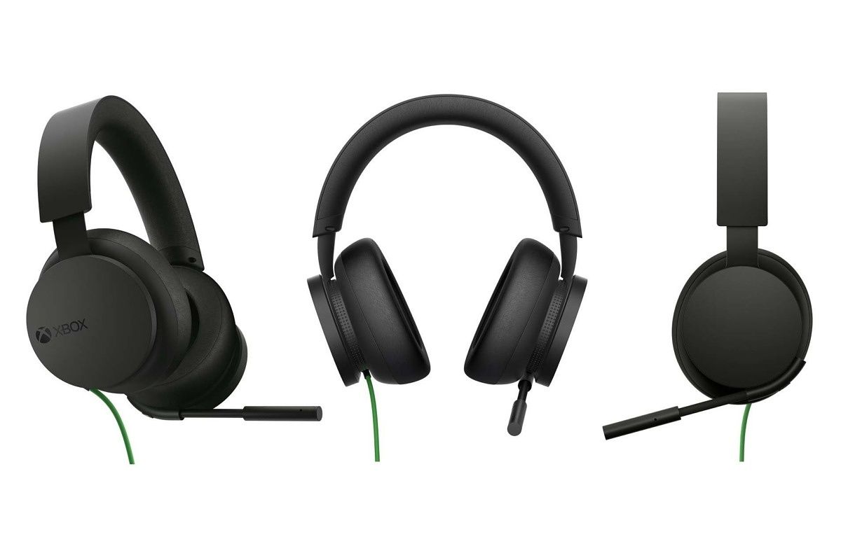 Xbox Stereo Headset seen from the front and both sides