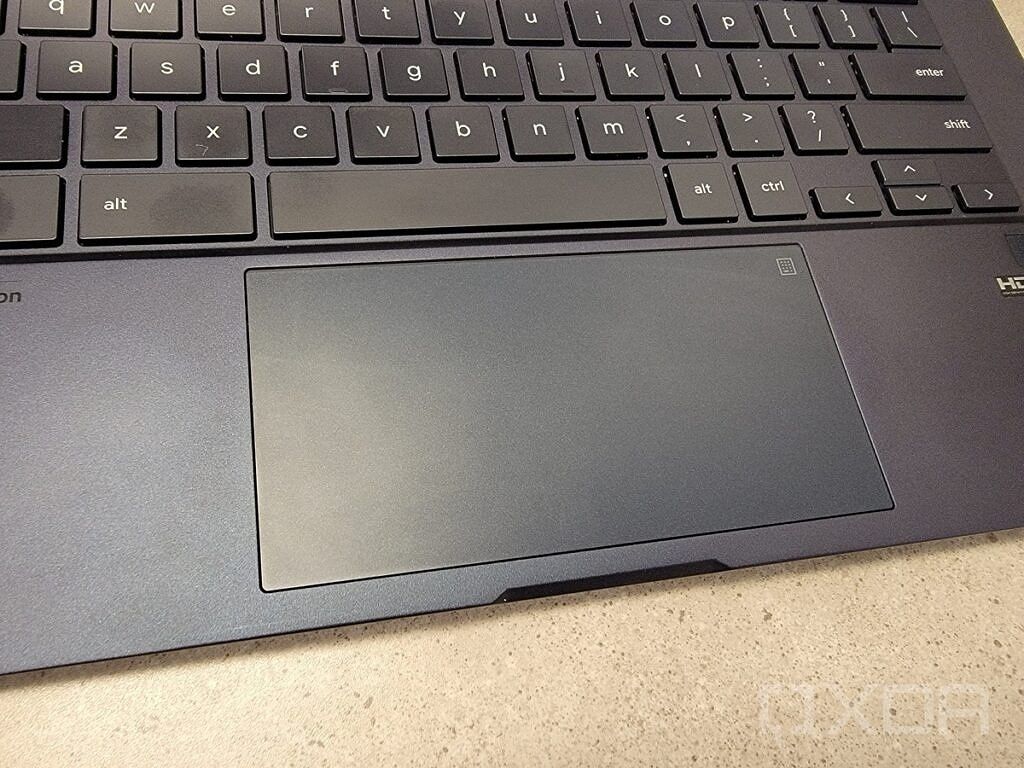 CX9 touchpad