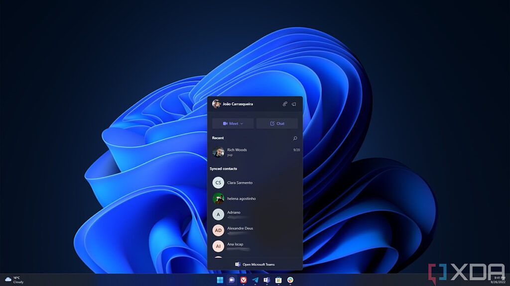 Screenshot of Windows 11 desktop with Chat panel open