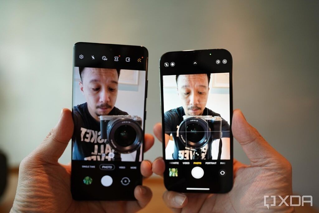 Selfie cameras of iPhone 13 Pro and Galaxy S21 Ultra