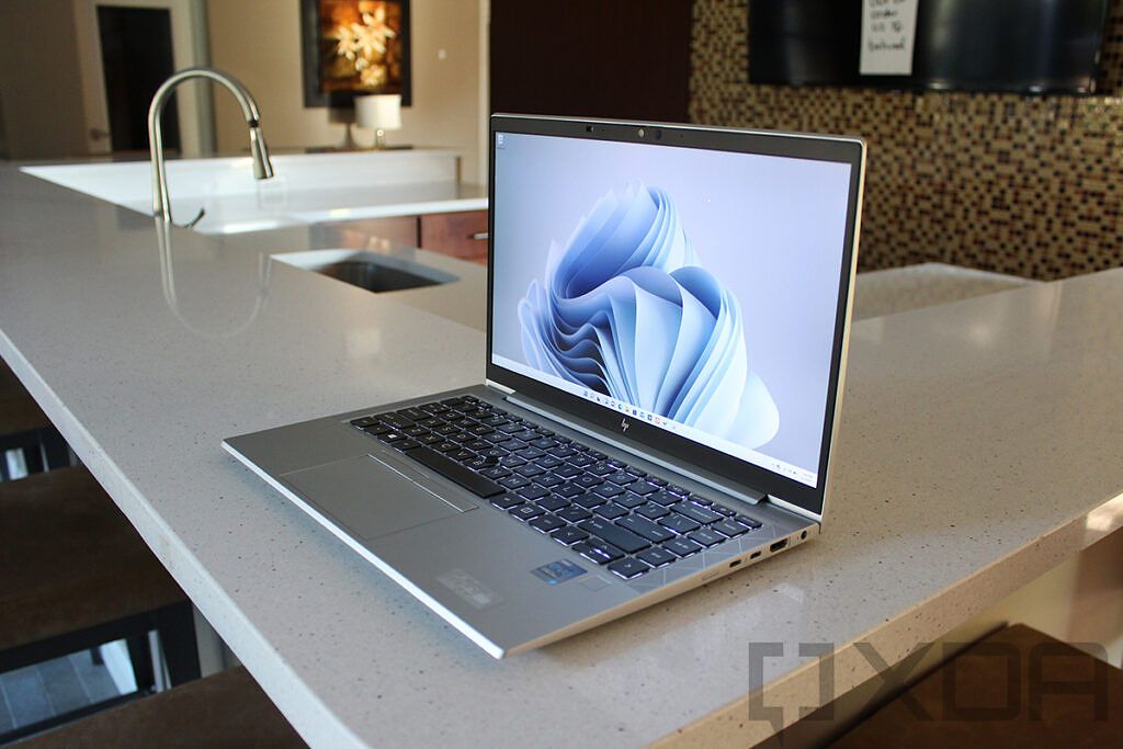 Angled view of HP EliteBook 840 Aero