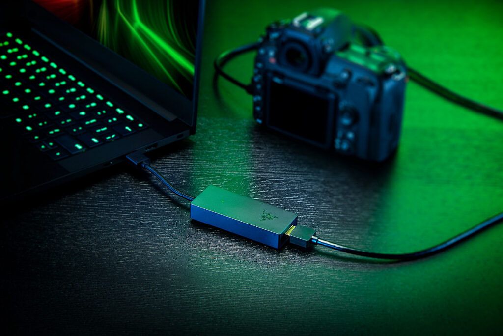Razer Ripsaw X connected to a camera and laptop