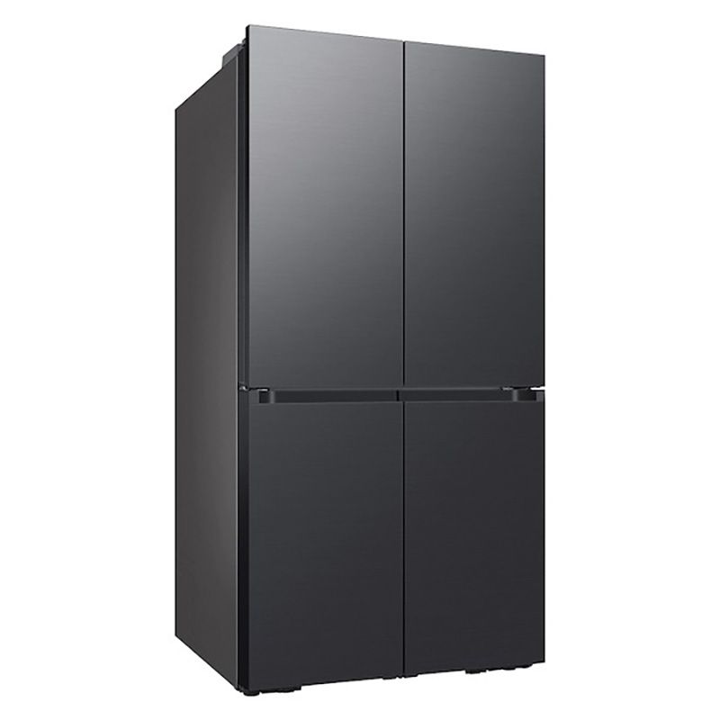Samsung is offering up to $1,100 off on its range of 4-Door Flex BESPOKE refrigerators. Click on the link below to get yours right away!