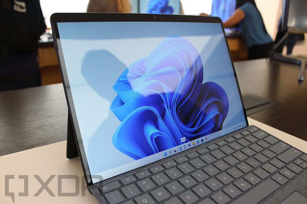 Close up of Surface Pro 8 screen