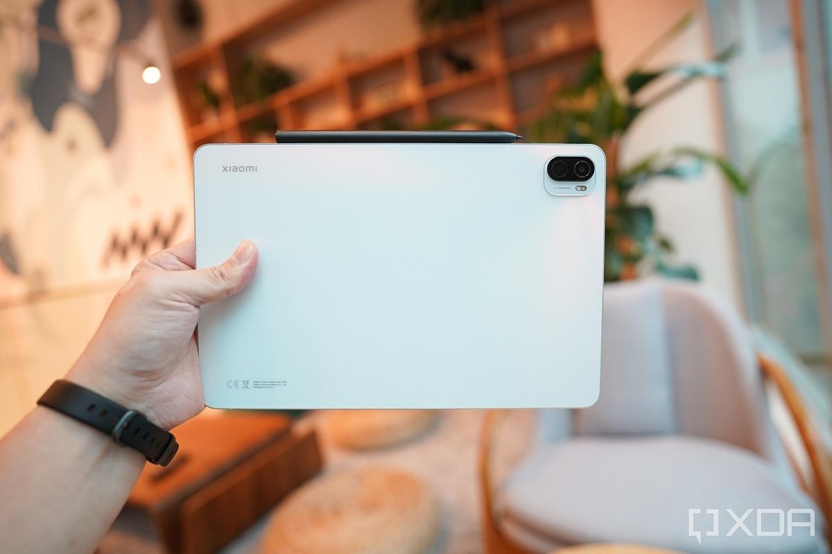 Xiaomi Pad 5 with a gradient back.