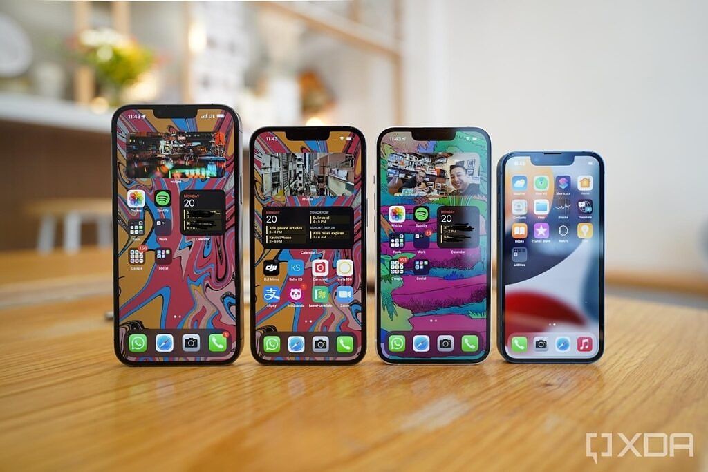 All four iPhone 13s 