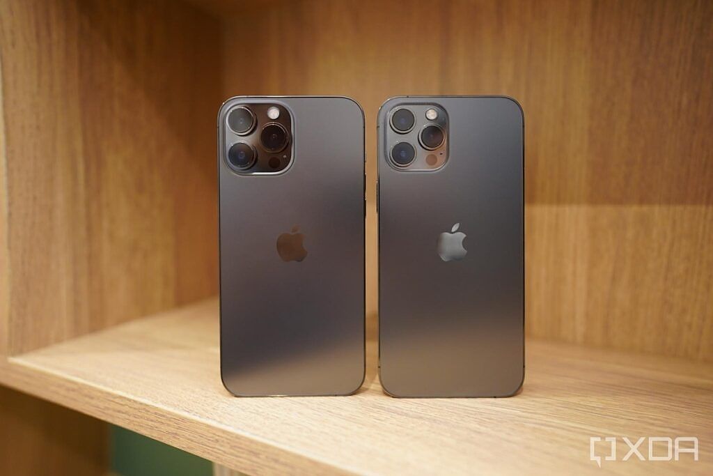 iPhone 13 Pro Max and 12 Pro Max