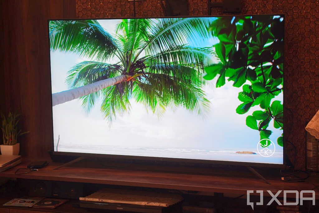 Realme Smart 4K Google TV Stick Review with Pros and Cons - Smartprix