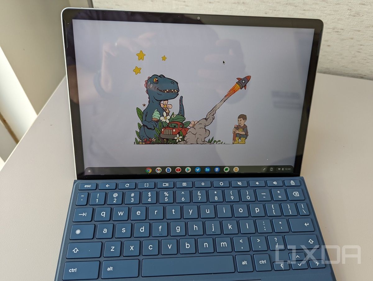 The HP Chromebook x2 11 combines the power of Chrome OS with the portability of a traditional tablet. You can work anywhere thanks to the optional 4G LTE capability. This is the new top-of-the-line Chrome OS tablet experience.