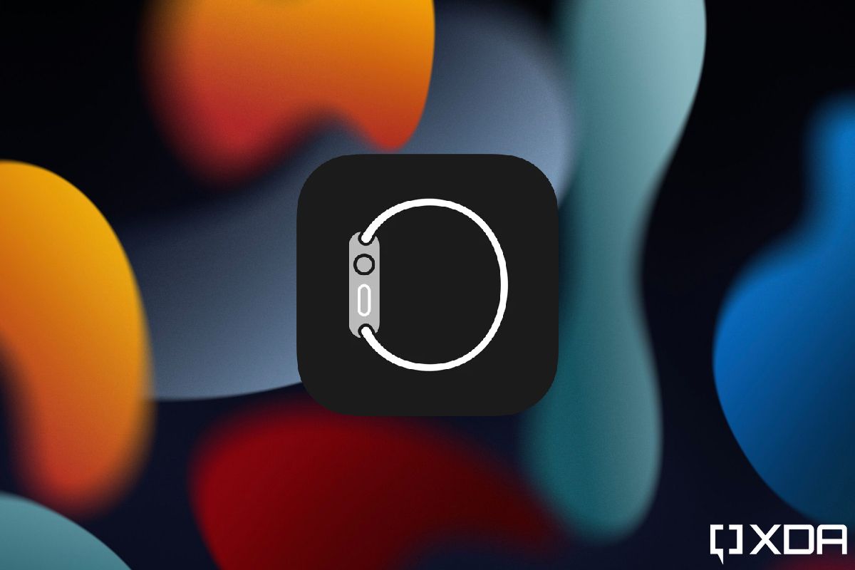 Apple Watch icon on the background of iOS 15