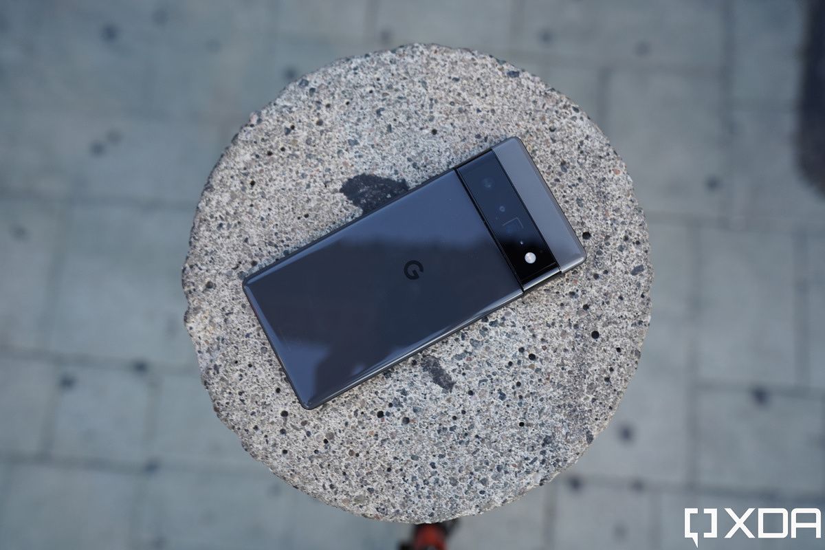 Black Google 6 Pro on a round table