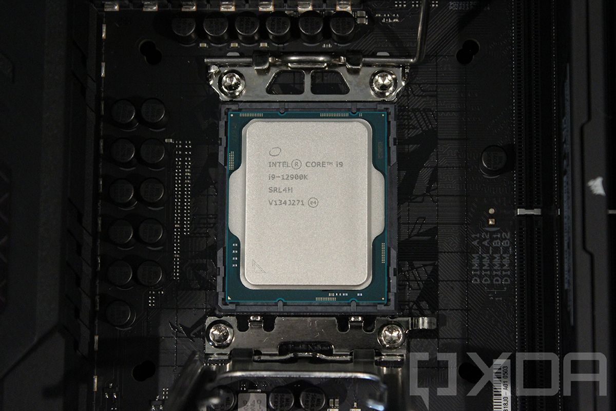 Intel 12th-gen Core processor in LGA 1700 socket