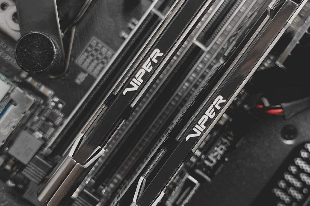 Viper Steel RAM modules installed on a motherboard with a black PCB.